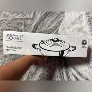 Royal Prestige Novel 14-Inch Paella Pan with Cover - Silver